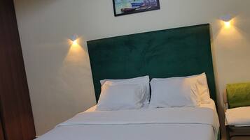 1 bedroom, iron/ironing board, WiFi