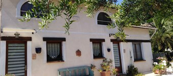 Beau 3 pièces en rez-de-jardin, climatisé, parking privé - St Paul-de-Vence