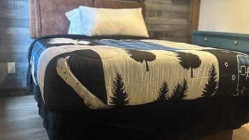 4 bedrooms, WiFi, bed sheets
