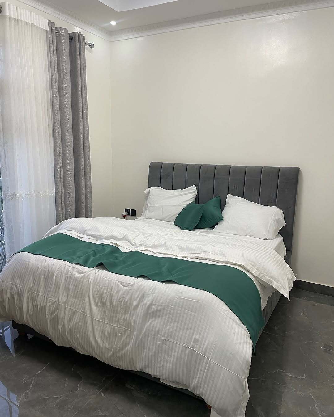 Deluxe Single Room, Balcony, City View | Iron/ironing board, free WiFi
