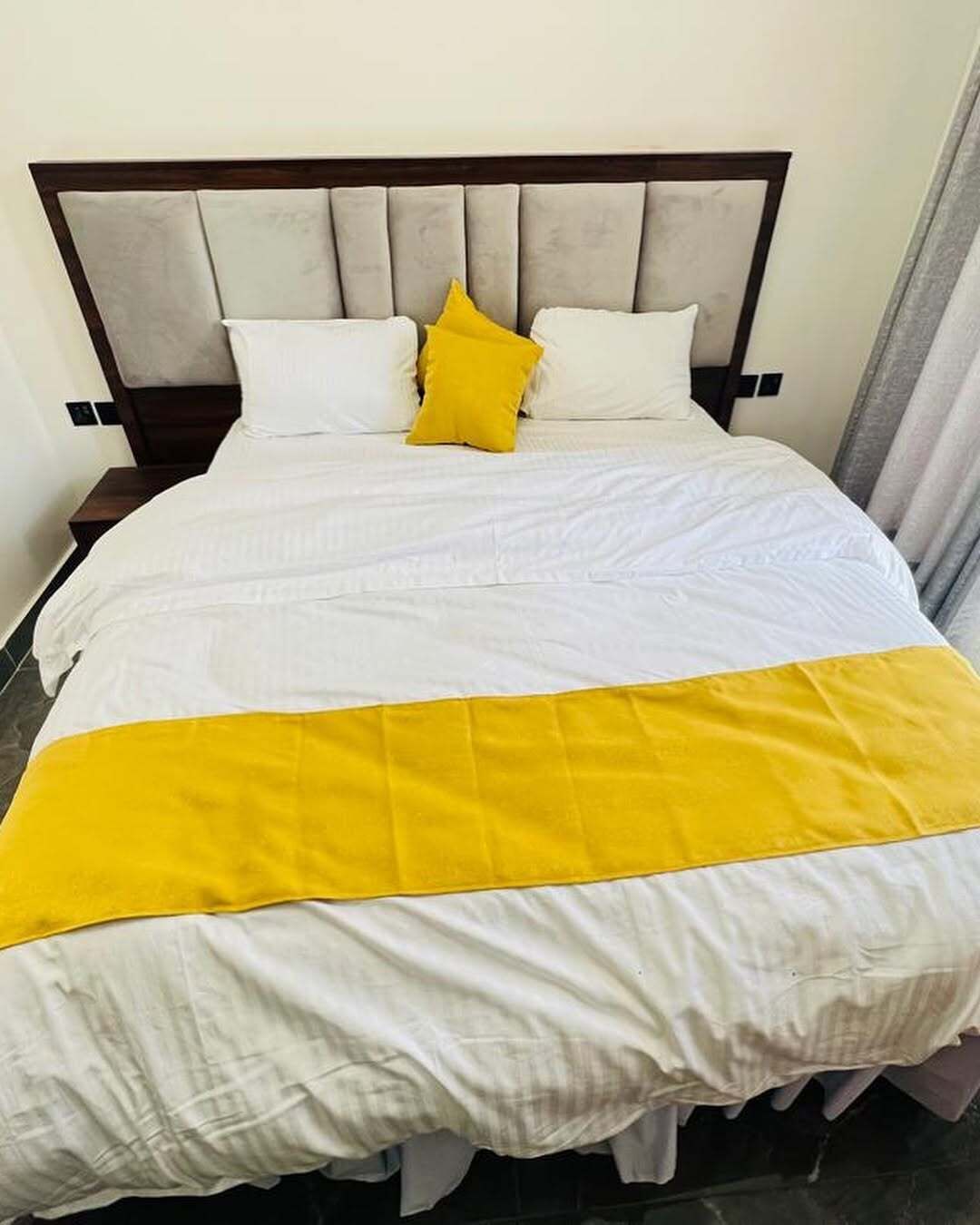 Comfort Double Room, Balcony, City View | Iron/ironing board, free WiFi