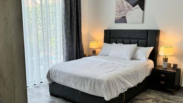 Junior Room, Balcony, City View