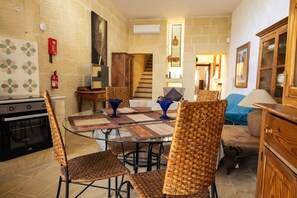 Dining - Tranquil 2-Bedroom Escape (In-Nadur)