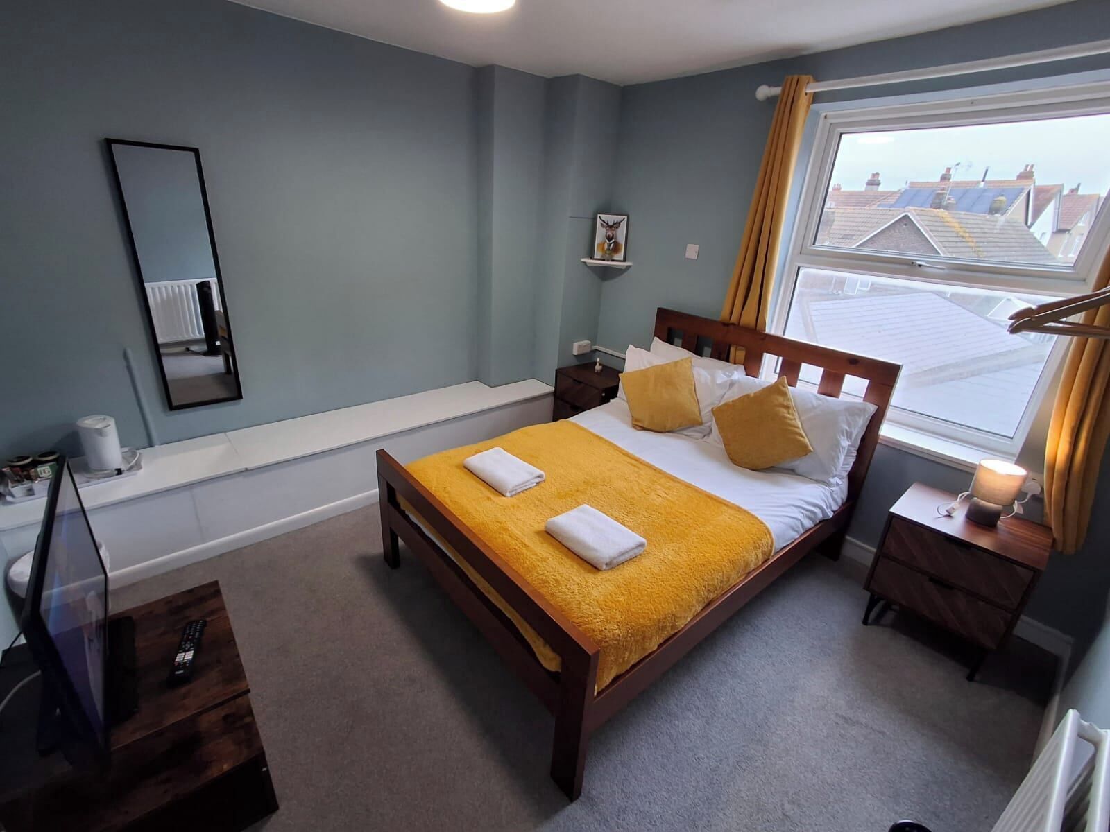 Apartment | 2 bedrooms, iron/ironing board, free WiFi, bed sheets