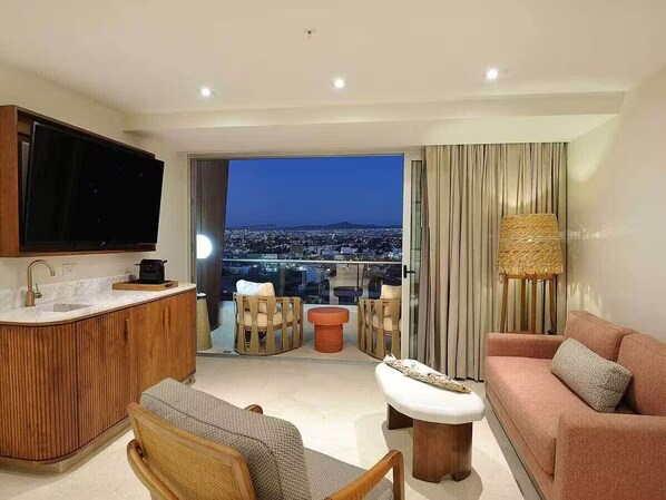 Smart TV, table tennis