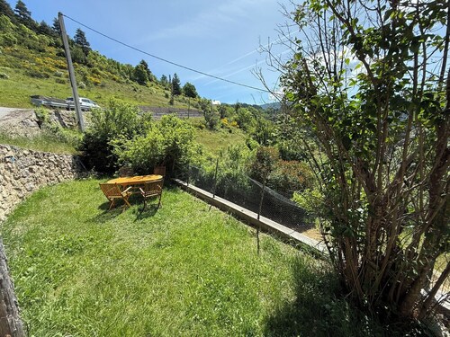 Bel appartement au coeur de la nature avec jardin