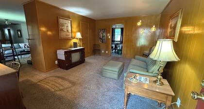 My Fairleighdy is a 3-bedroom house, perfectly located in historic Saint Joseph.