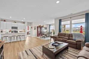 Unclassified image, 2 of 30, button