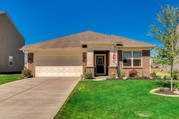 Unclassified image, 1 of 30, button