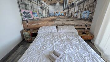 2 Schlafzimmer, BĂŒgeleisen/BĂŒgelbrett, WLAN, BettwĂ€sche