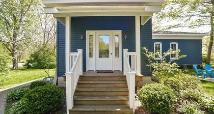 Historical Charm-Saugatuck City-Sleeps 8