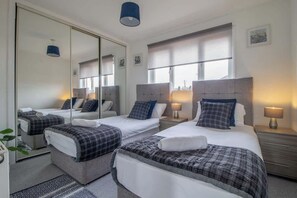 2 Schlafzimmer, Bügeleisen/Bügelbrett, kostenloses WLAN, Bettwäsche