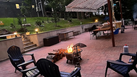 Outdoor dining. Private Suite