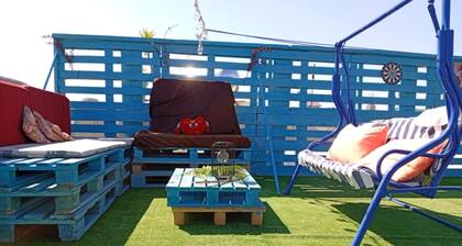 Kiato Rooftop Garden Apartment