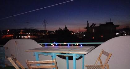 Kiato Rooftop Garden Apartment