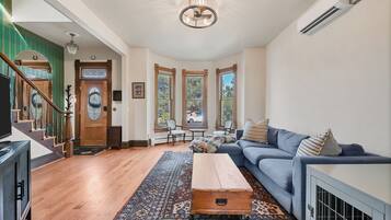 Smart TV, books, computer monitors