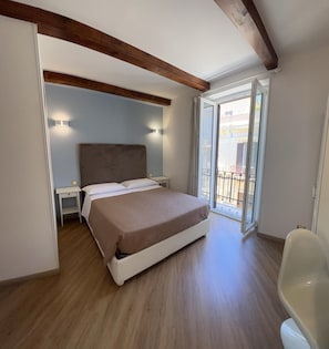 Phòng đôi Deluxe | Bàn, truy cập Internet không dây miễn phí