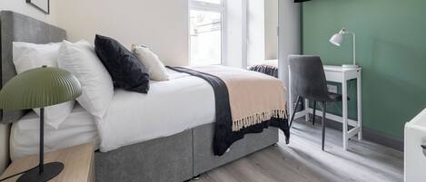 1 camera, ferro/asse da stiro, Wi-Fi, lenzuola