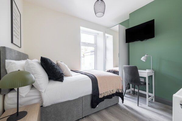 1 bedroom, iron/ironing board, WiFi, bed sheets