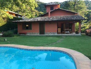 Alberca al aire libre 