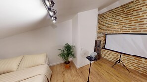 1 chambre, fer et planche Ă repasser, Wi-Fi, draps fournis