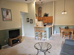 Télévision, cheminée