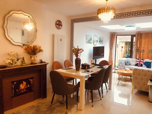 Dining - London Central 4Bed House with Garden (London)