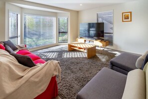 TV, stereo