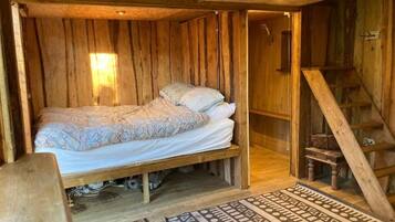 Cabin | 1 bedroom, bed sheets