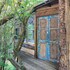 Treehouse Cabin Wilderness Escape