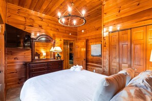 4 bedrooms, iron/ironing board, travel cot, free WiFi