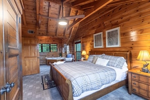 4 chambres, fer et planche à repasser, lit parapluie, Wi-Fi gratuit