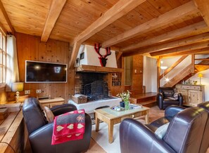 Téléviseur connecté, lecteur de DVD, chaîne audio