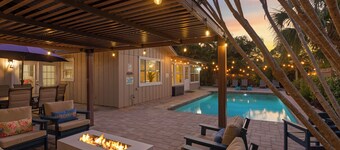 🏝 4BR Tropical Oasis w/ Heated Pool + Game Room + 10 Min to Anna Maria and IMG