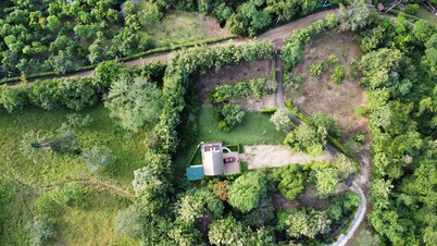 Tropical Paradise, Deluxe duplex cabin nestled in the majesty of the mountains