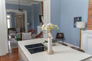 Interior - Historic Music St Home - Large Groups •5BR•3.5BA (New Orleans)
