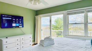4 chambres, fer et planche à repasser, Wi-Fi gratuit, draps fournis