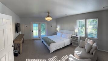 5 soverom, skrivebord, strykejern/-brett og wi-fi (inkludert)