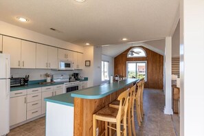 Mikrobølgeovn, ovn og oppvaskmaskin