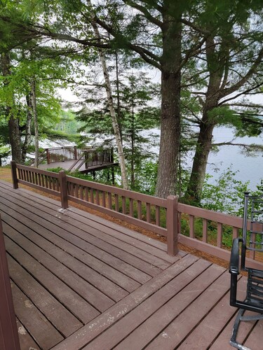 Charming 2-bedroom  lakefront cabin in delightful Phillip,WI