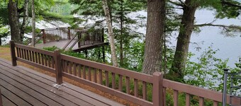 Charming 2-bedroom  lakefront cabin in delightful Phillip,WI