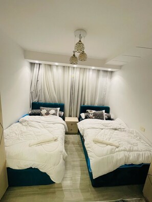 2 bedrooms, iron/ironing board, WiFi, bed sheets