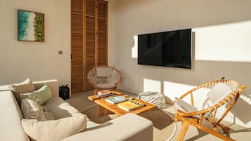 Luxury Villa, Patio, Pool View | Living area