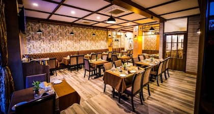 Hotel Suraj Palace
