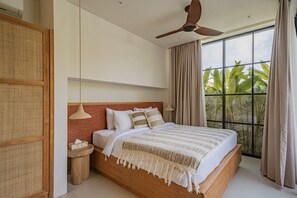 奢華別墅, 泳池景觀 | 埃及棉床單、高級寢具、記憶床墊、筆電工作空間