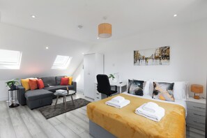 1 bedroom, iron/ironing board, free WiFi, bed sheets