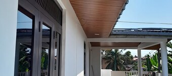 Charming 3-bedroom apartment with WiFi, AC in Panadura, The Hub Residences