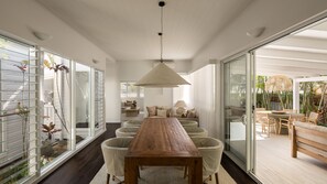 تناول الطعام