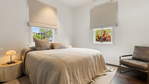 3 bedrooms, iron/ironing board, WiFi