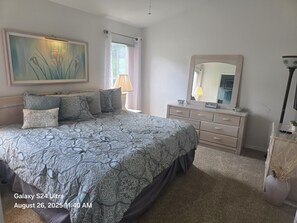 4 Schlafzimmer, Bügeleisen/Bügelbrett, kostenloses WLAN, Bettwäsche